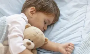 Ile śpi 8 miesięczne dziecko? Odkryj tajemnice zdrowego snu