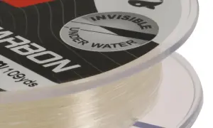 Szukasz idealny fluorocarbon na szczupaka? Ta żyłka jest niewidoczna pod wodą, co zwiększa szanse na udany połów.